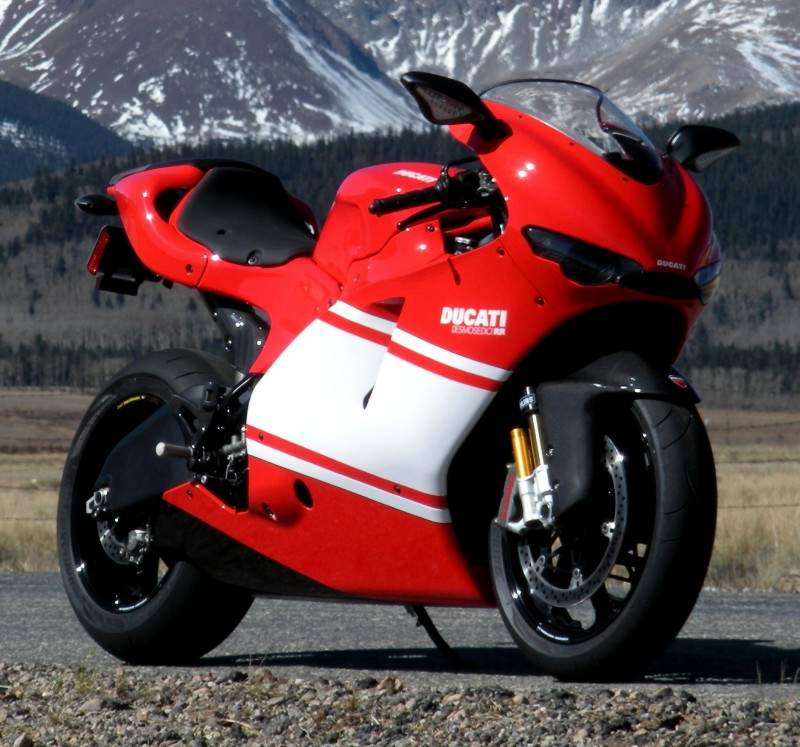 [Imagem: Ducati%20Desmosedici%20RR%20%206.jpg]