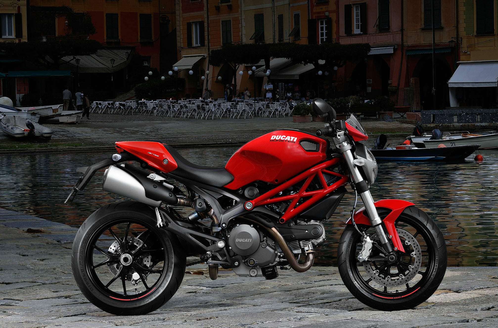 Ducati%20Monster%20796%2014.jpg