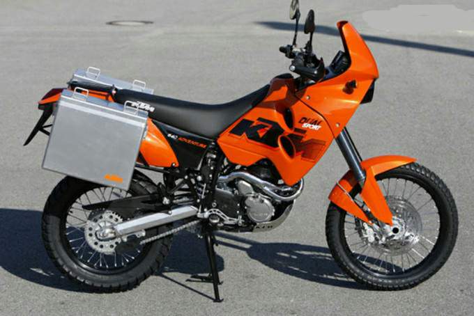 KTM%20640%20Adventure%20Traveller’s%20Edition..jpg