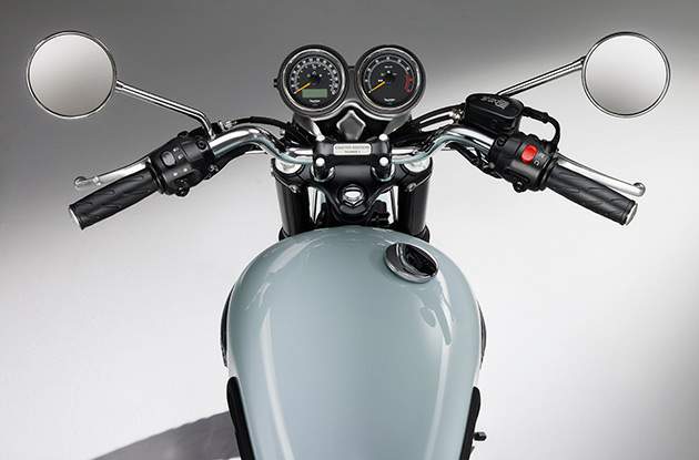 Triumph%20Bonneville%20Sixty%2010%20%201.jpg