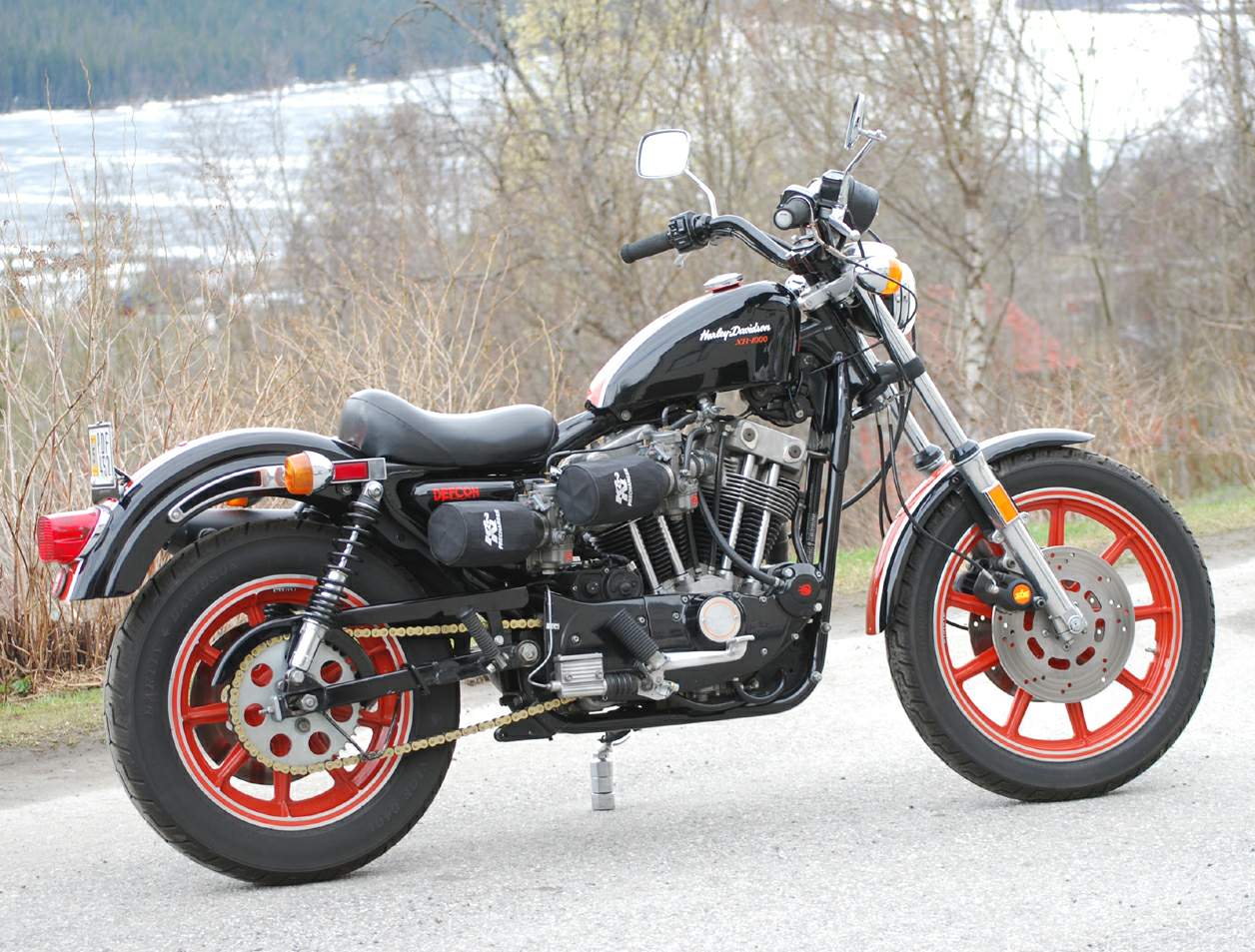 Harley%20XR1000%2087.jpg