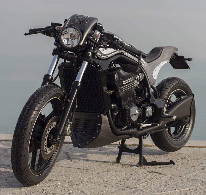 Kano Robe mærkning Kawasaki GTR 1000 "Centopia" by FMW Garage