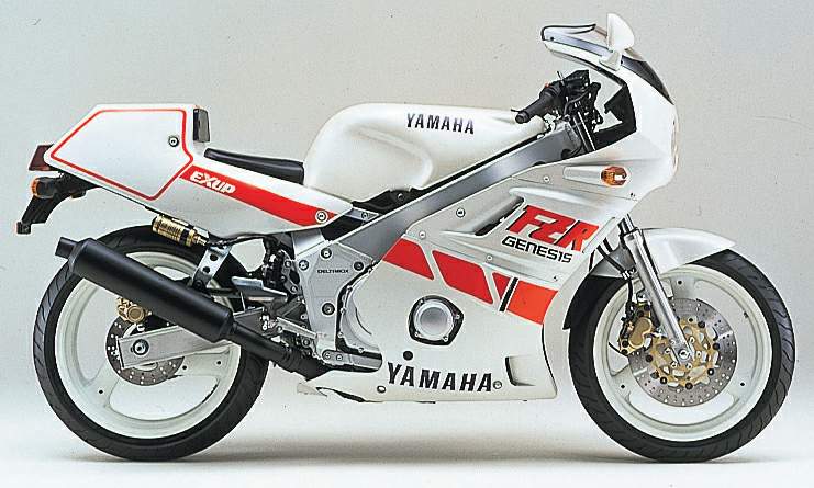 [Imagem: Yamaha%20FZR400%2087%20%201.jpg]