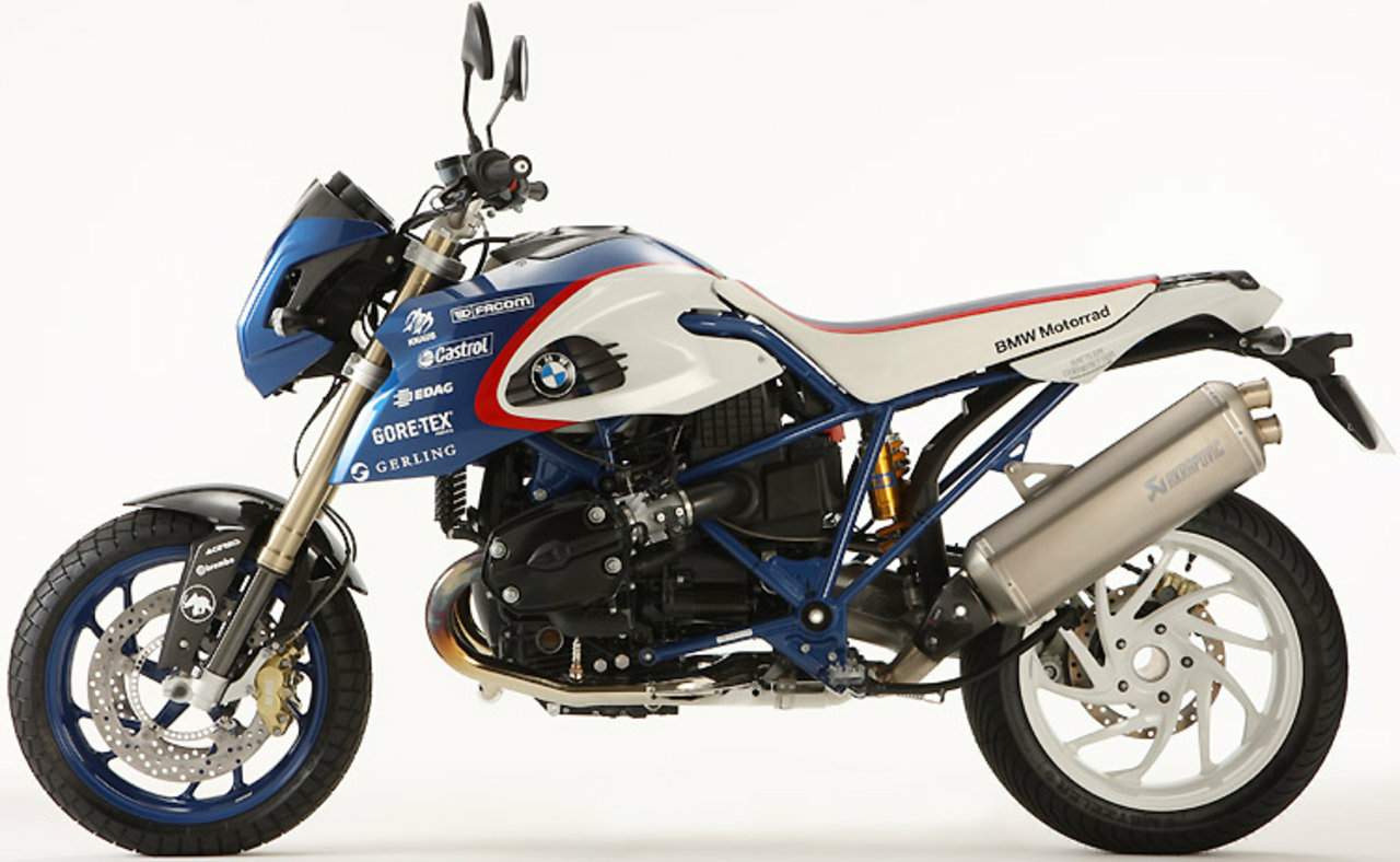 retour avec un flat BMW%20HP2%20Megamoto%20Pikes%20Peak%20Edition