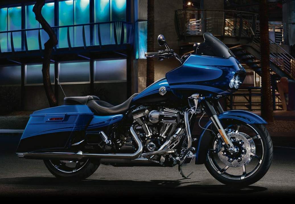 2012 Harley-Davidson® FLTRX - Road Glide® Custom