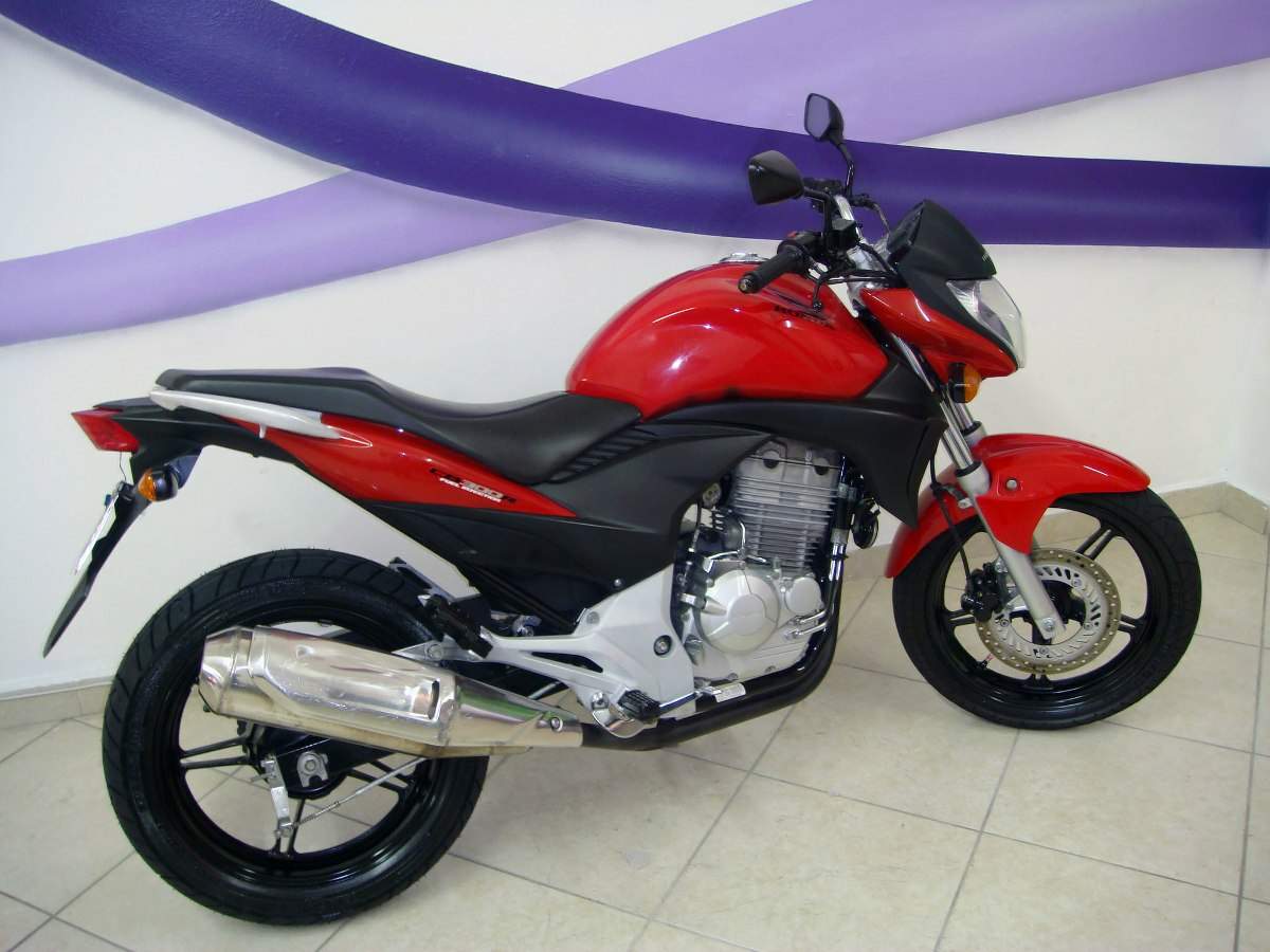 Honda CBR 300R and CB 300RA (Brazilian model)