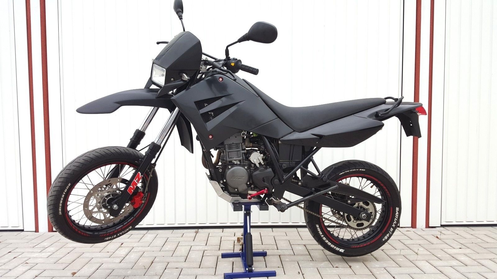 Muz 125sm Cup Replica