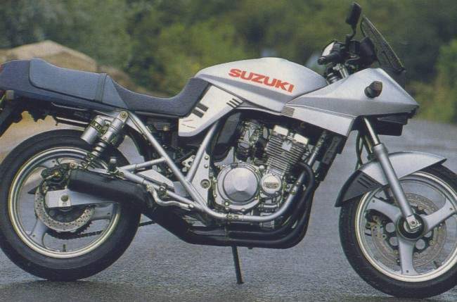 Genoplive Ryd op skarpt 1991 Suzuki GSX250S Katana