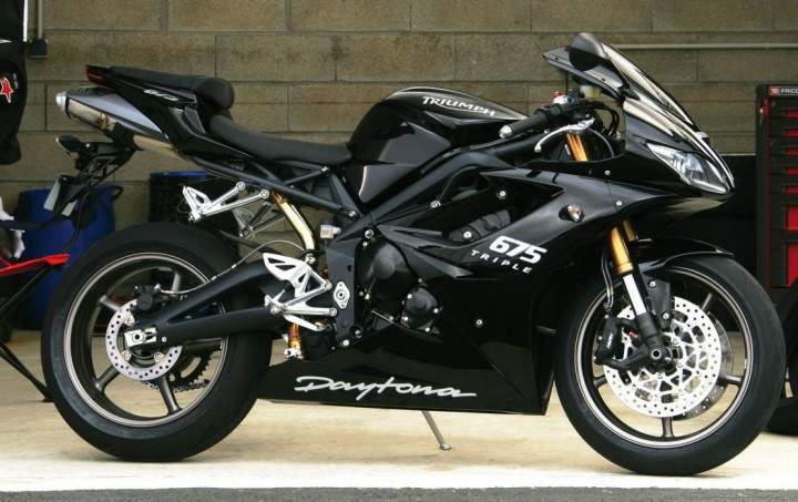 Triumph Daytona 675