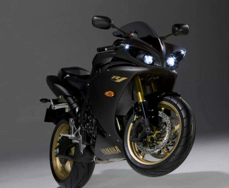 Yamaha r1 2009. Мотоцикл Ямаха р1. Yamaha r1 2009 Black. Мотоцикл Ямаха р1 черный. Yamaha r1000.