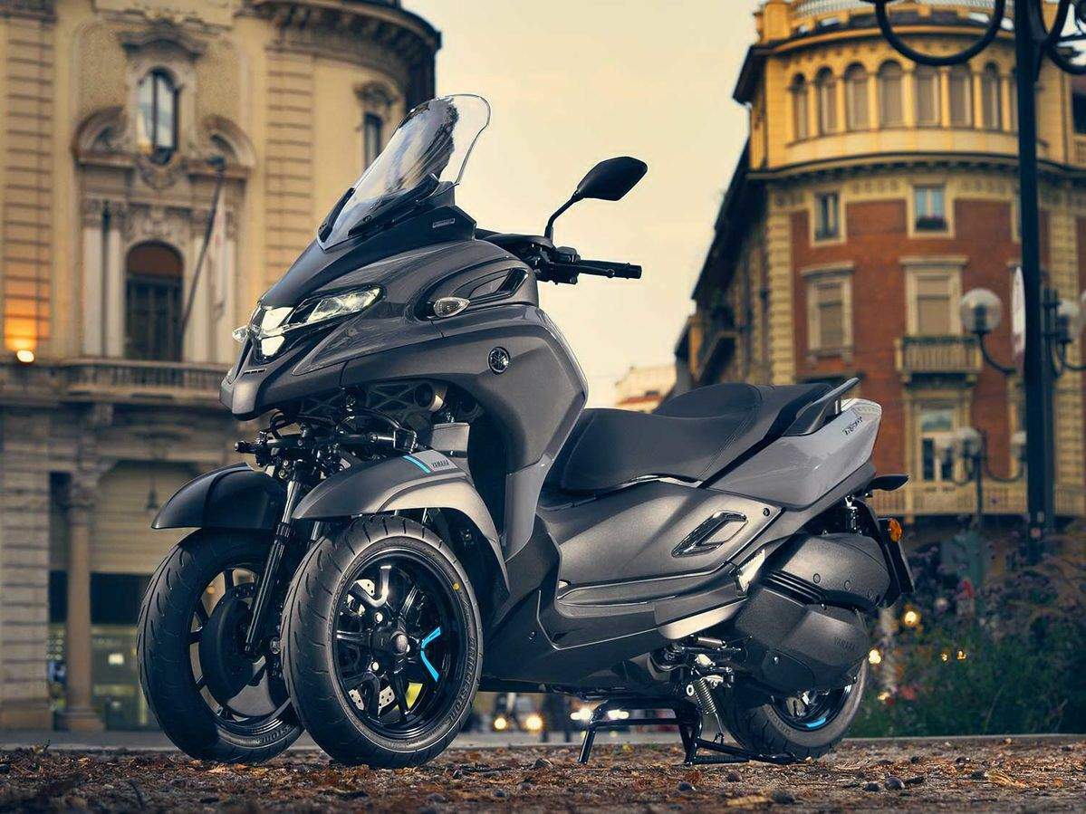Yamaha Tricity 300 ¿scooter o moto? – Gasogeno98