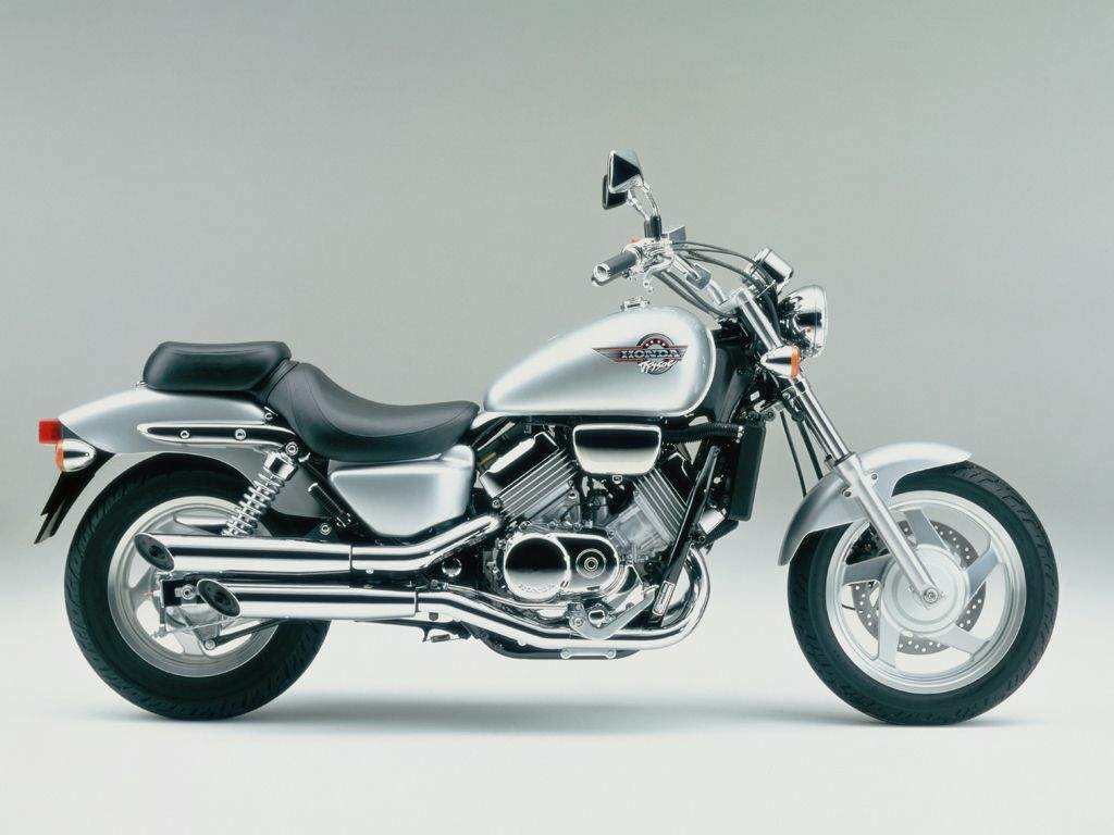 Honda Magna 750