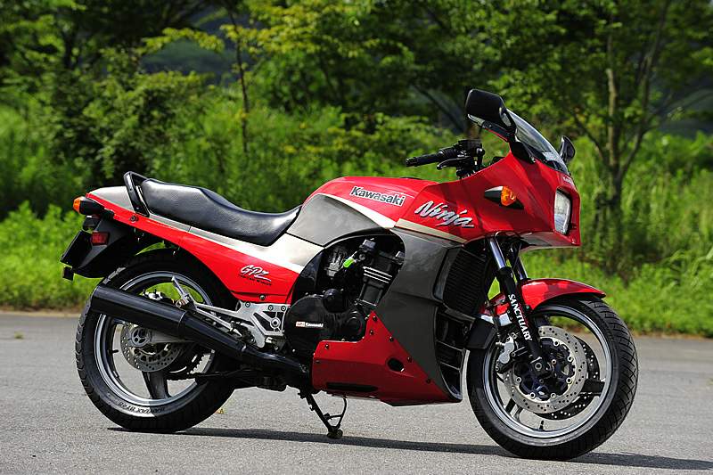 Lydig bestikke ligning Kawasaki GPz900R Ninja