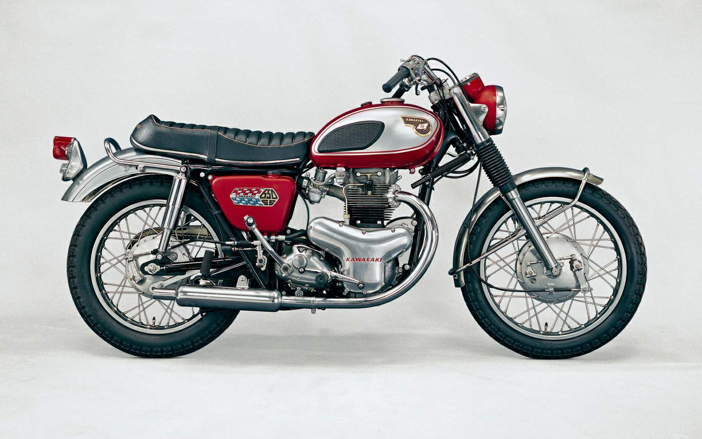 1965 - 1966 Kawasaki 650
