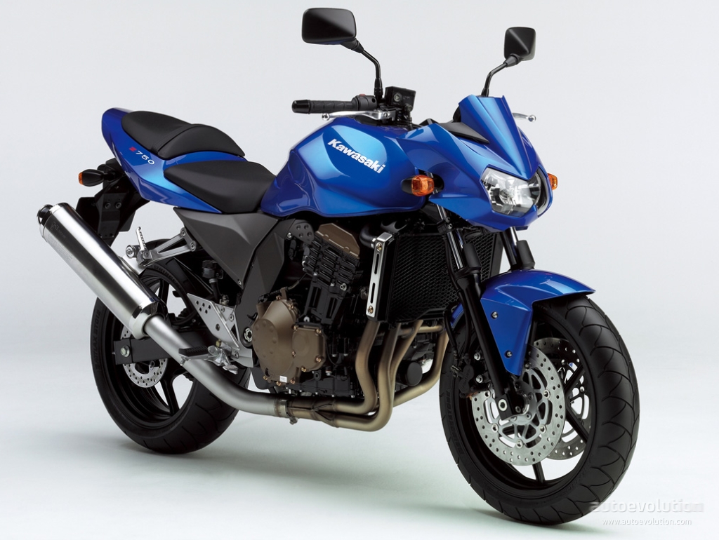 KAWASAKI Z750 (2003-2006) Review