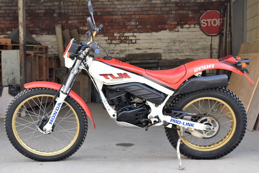 Honda tlm 200