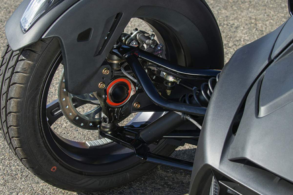 900 can am