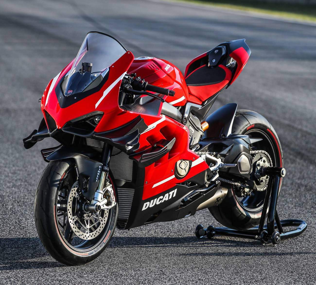 Ducati especial e com 234 cv chega ao Brasil pelo preço de dois