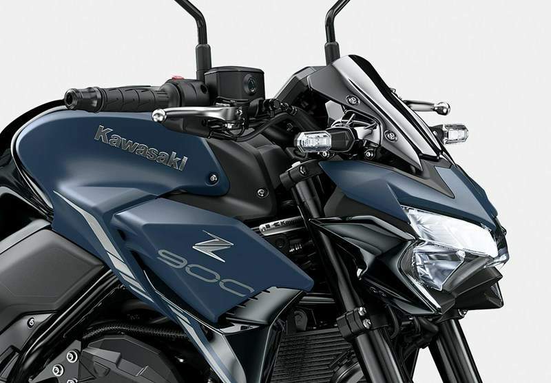 Kawasaki Z900 STD Price, Images, Mileage, Specs & Features