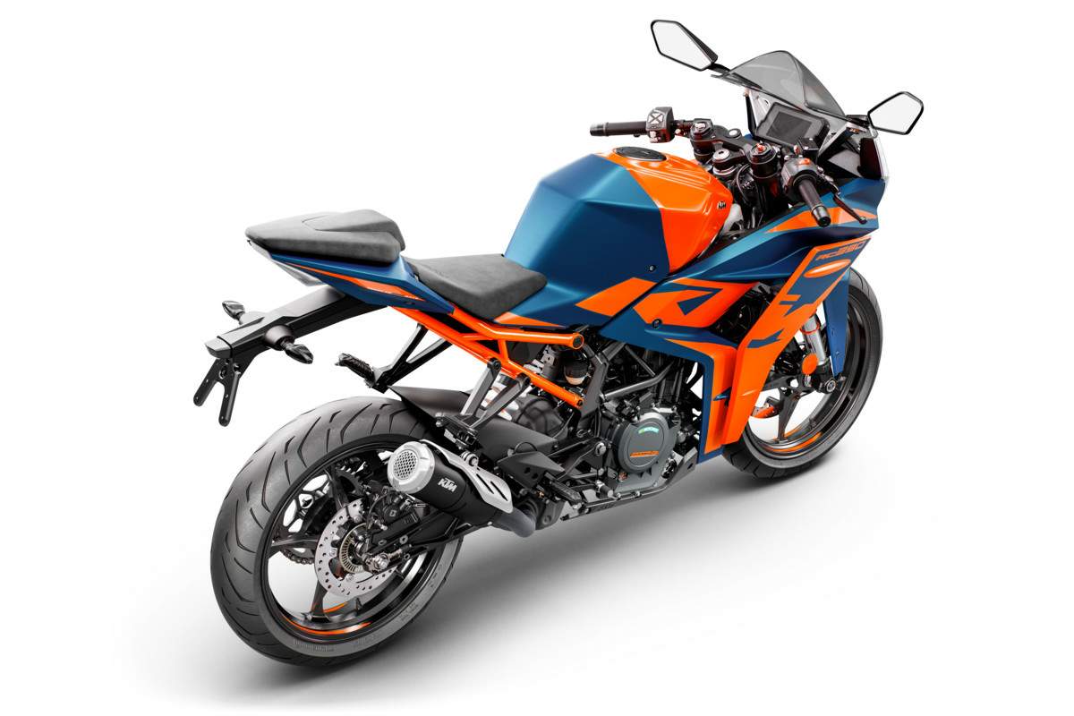 2022 KTM RC 390 2022 KTM RC 390