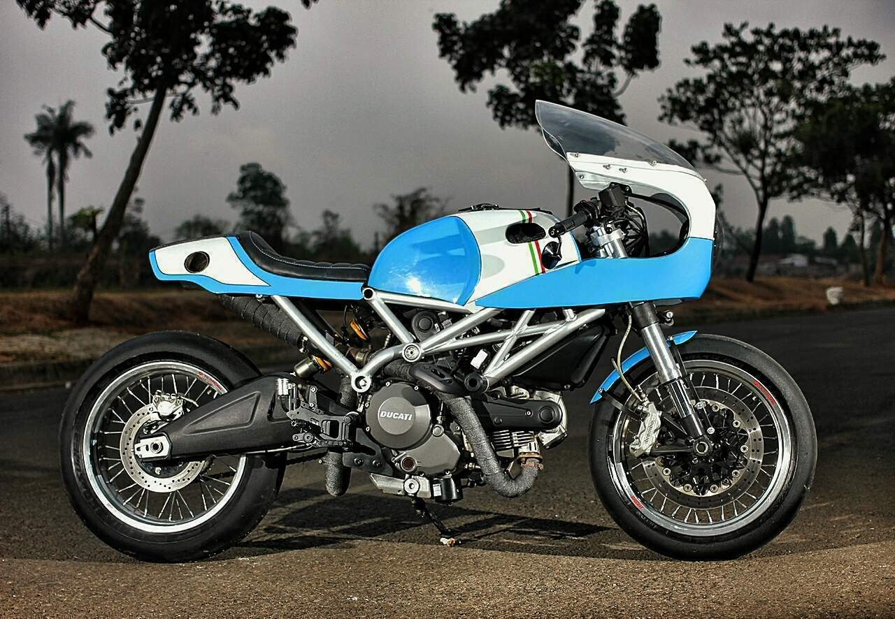 Ducati Monster 795 "The Ducafe" by Studio Motor