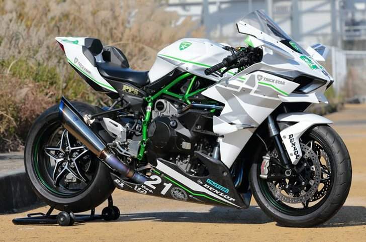 Kawasaki Ninja by Trick Star