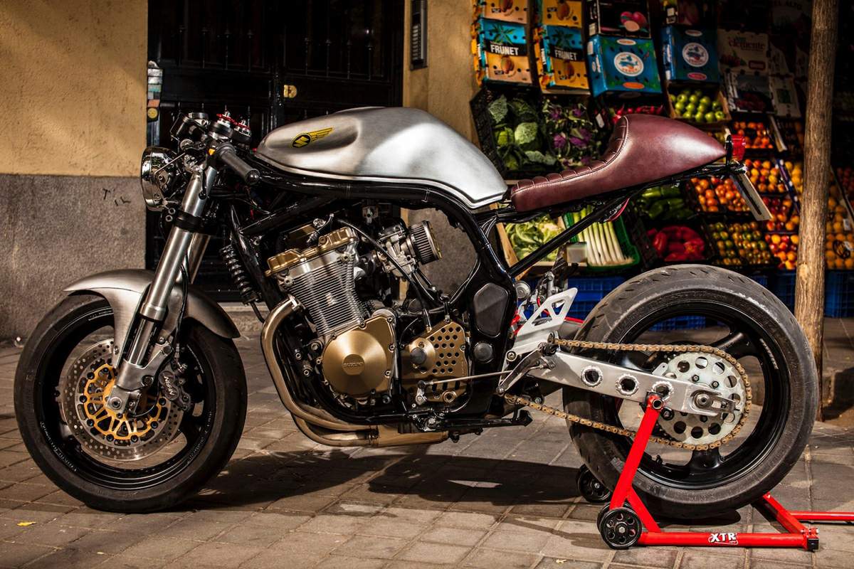 Suzuki Bandit 600 GREY FLASH by XTR Pepo