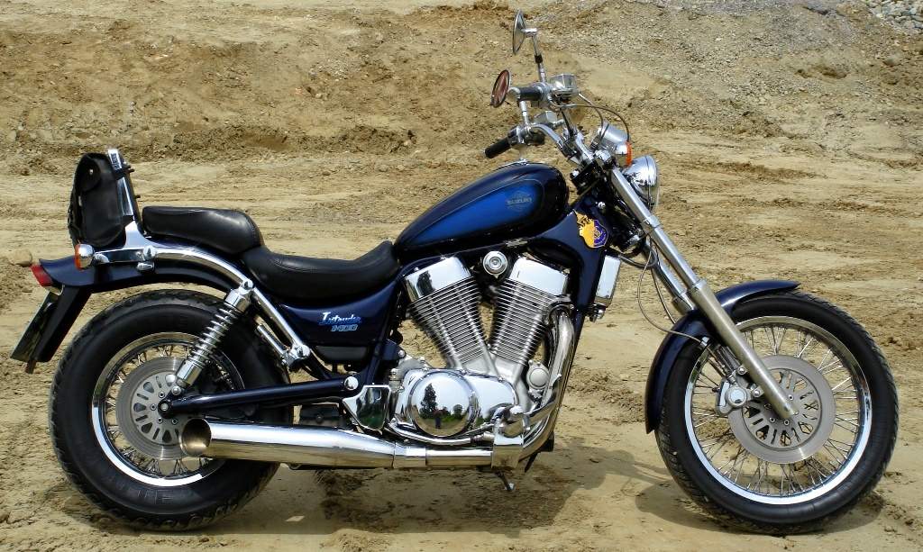 SUZUKI suzuki-vs-1400-intruder Used - the parking motorcycles