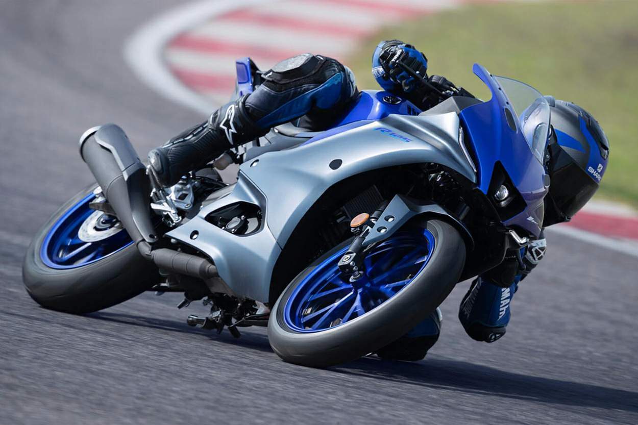 Motorrad Yamaha R125 MY 2023 - Tech Black, Baujahr: 2023, 0 km