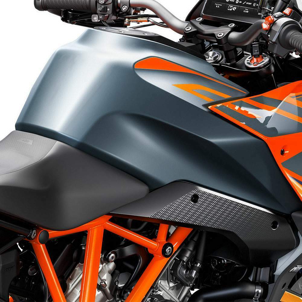 thumbnail image 2 of Puig Engine Spoiler For KTM 1290 Superduke GT 2021-2023 - High-Quality Aluminum/ABS 2 of 14